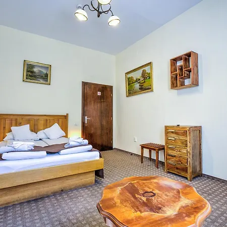 Ambient Πανσιόν 3*