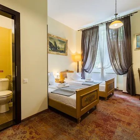 Ambient Πανσιόν