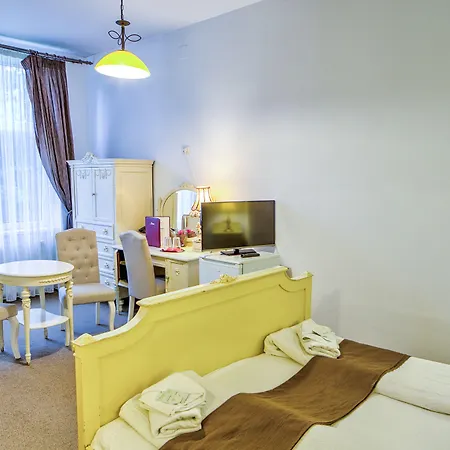 Ambient Πανσιόν